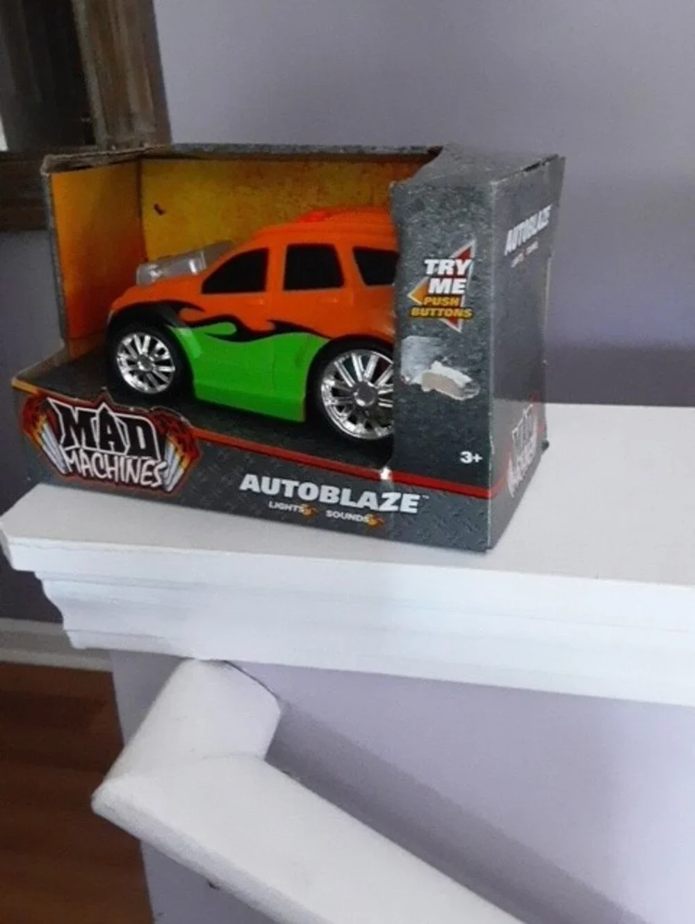 Mad Machines bright orange